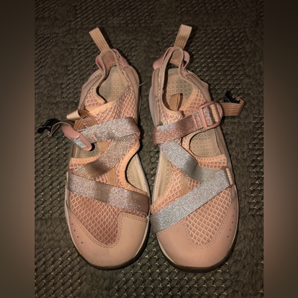 Chaco Odyssey Hiking Closed Shoes